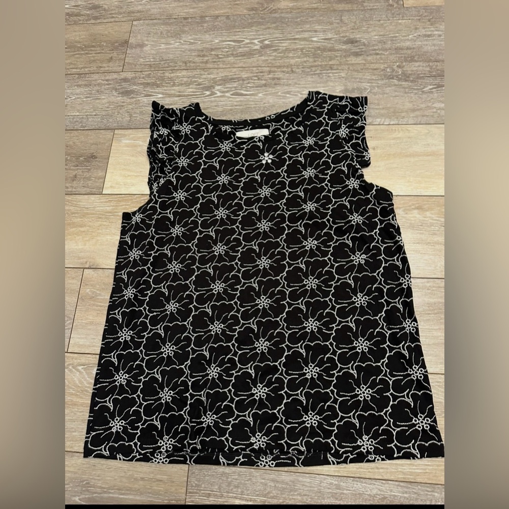 LOFT Black and White Embroidered Floral Short Sleeve Top